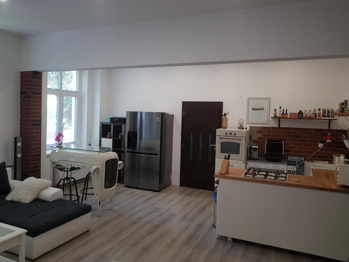 Apartman Karlovy Vary Apartment Exterior photo